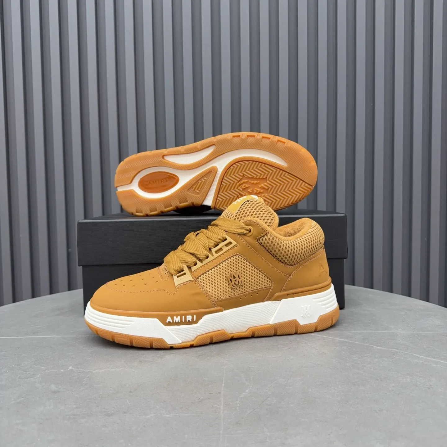 Men's shoes 💰660💰 AMIRI AMIRI trendy brand hot sale 🔥 Available all year round, couples 💑 Official website synchronization Imported fabrics 1⃣️ vs 1⃣️ replica, original factory special original sole, 35-45 (45. non-refundable)